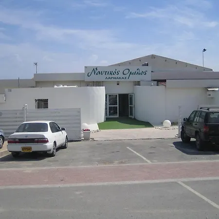 Maisonette Yacht Club * Ларнака